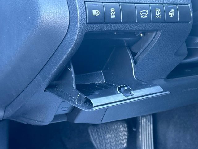 Certified 2022 Toyota Camry XSE FWD image 22