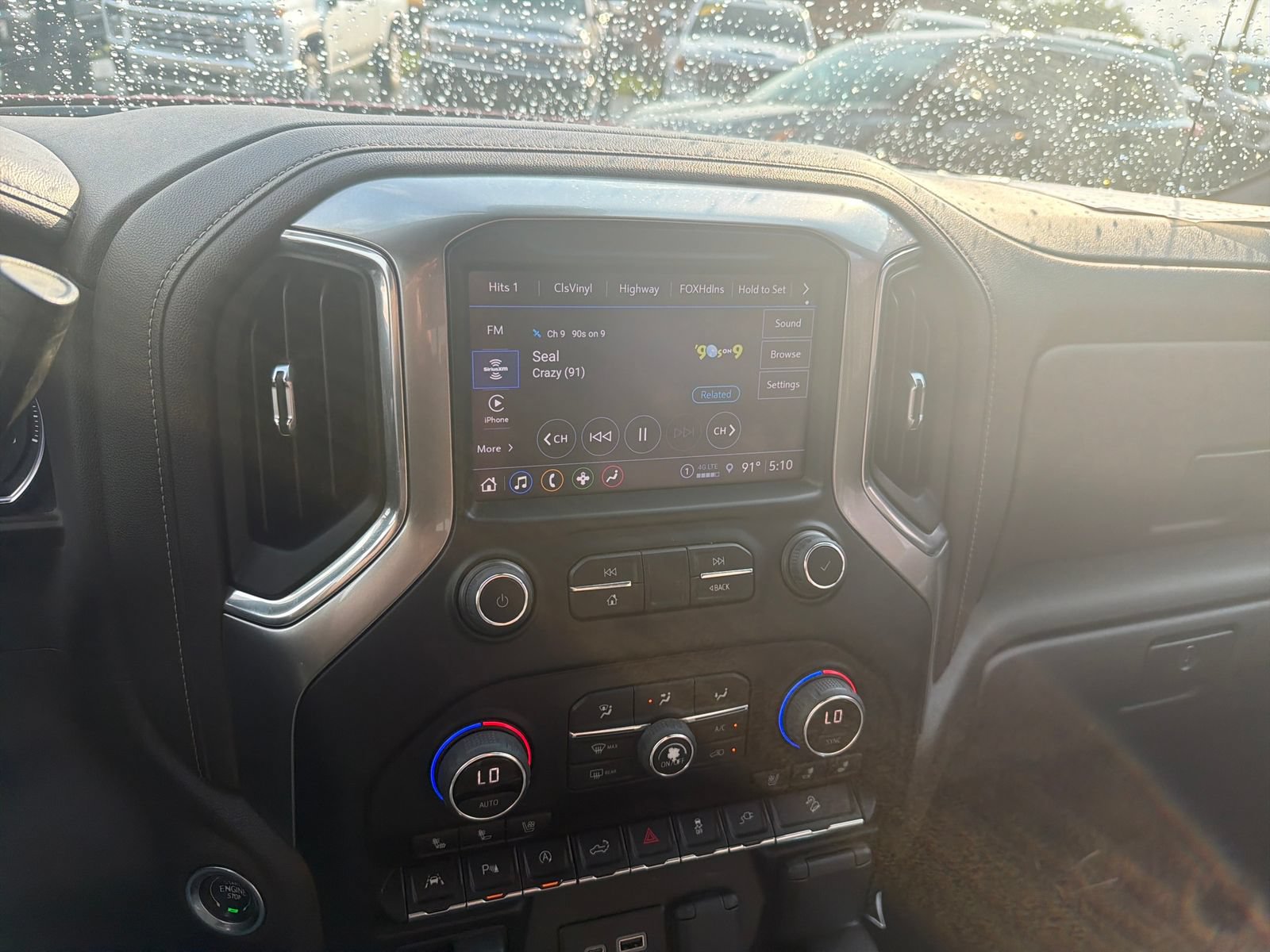 Used 2022 Chevrolet Silverado 1500 LTZ AWD/4WD image 21