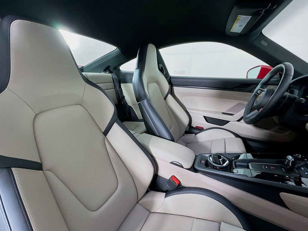 Certified 2026 Porsche 911 Carrera GTS image 28