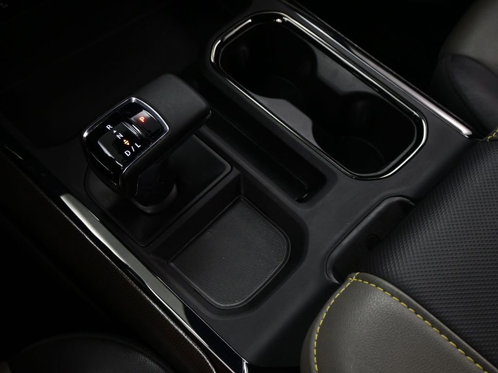 Used 2024 Chevrolet Silverado 1500 ZR2 w/ Technology Package image 29