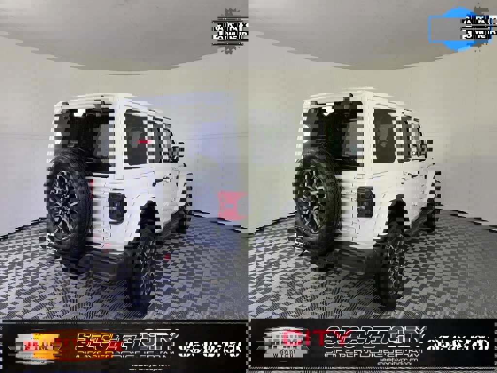 Used 2024 Jeep Wrangler Sahara image 7