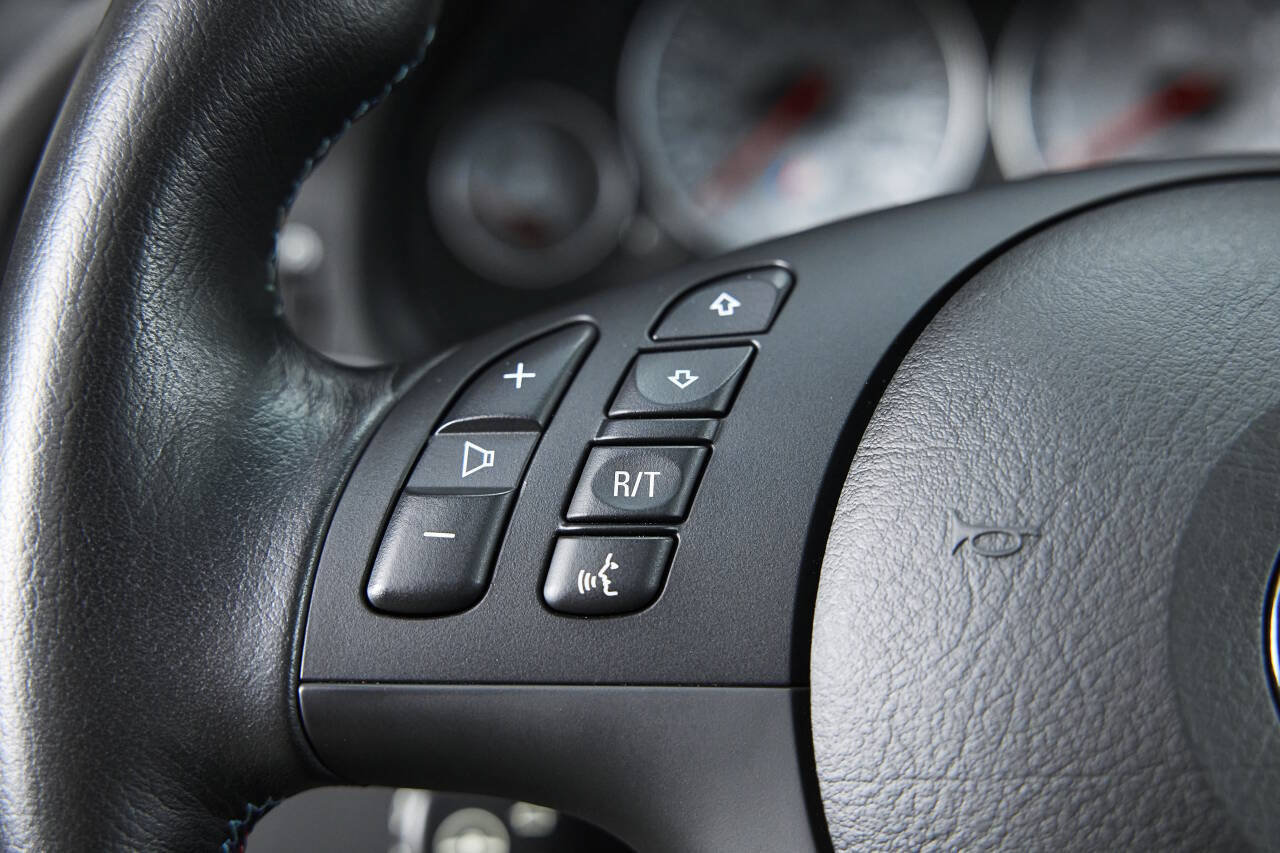 Used 2003 BMW M5 RWD image 47