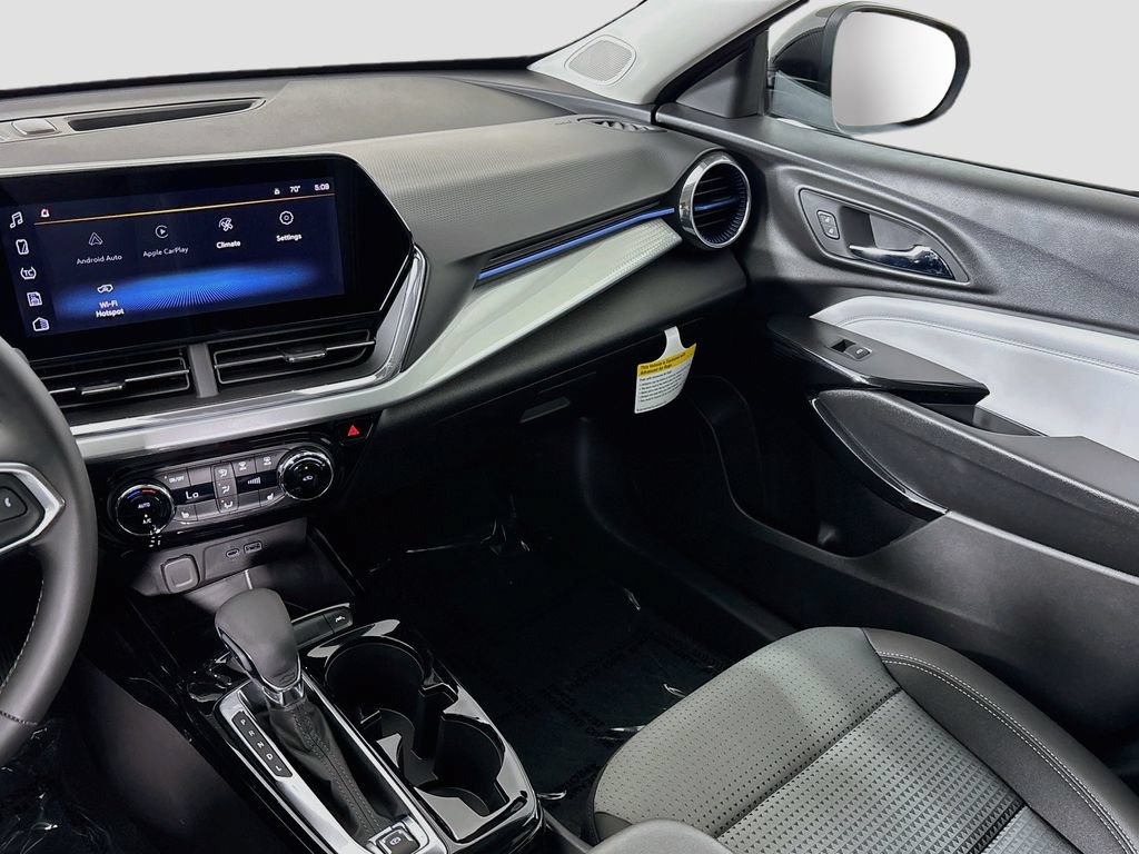 New 2026 Chevrolet Trax LT w/ Driver Confidence Package FWD image 22