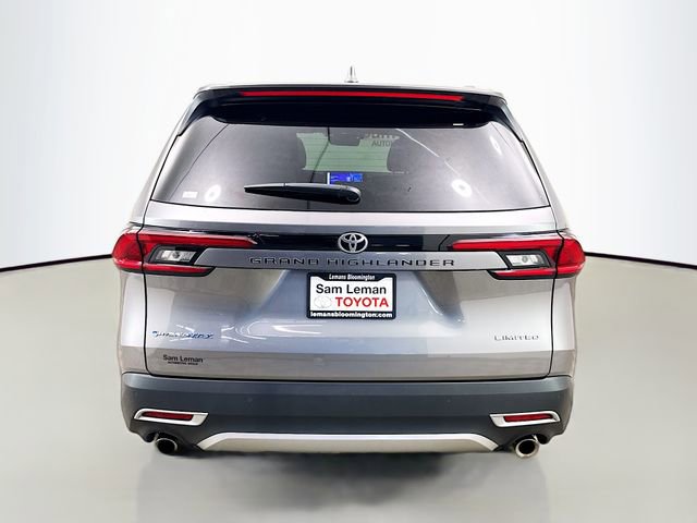 Used 2025 Toyota Grand Highlander AWD Hybrid image 6