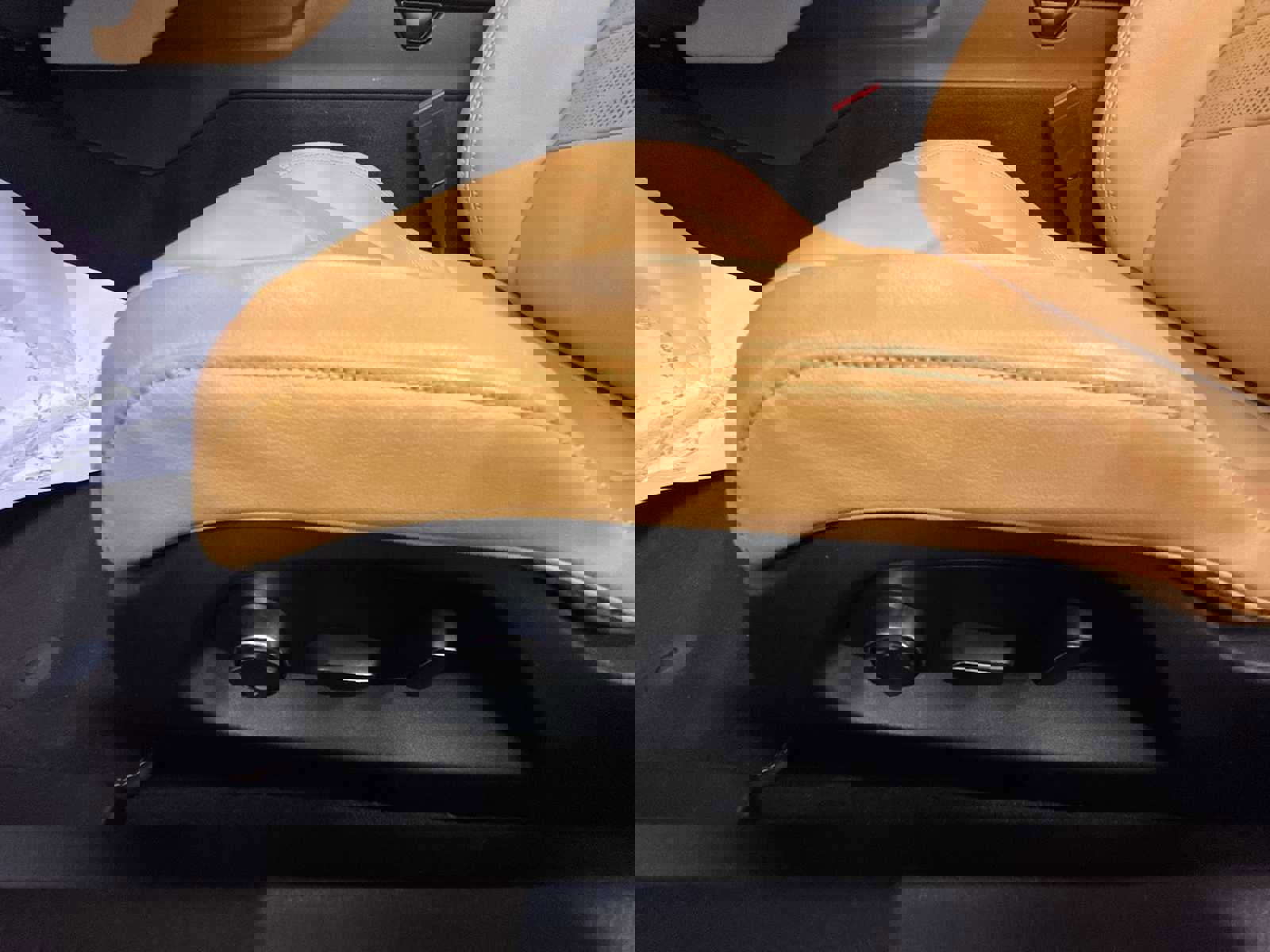 Used 2020 Chevrolet Corvette Stingray Preferred Conv w/ 2LT Preferred Equipment Group image 13