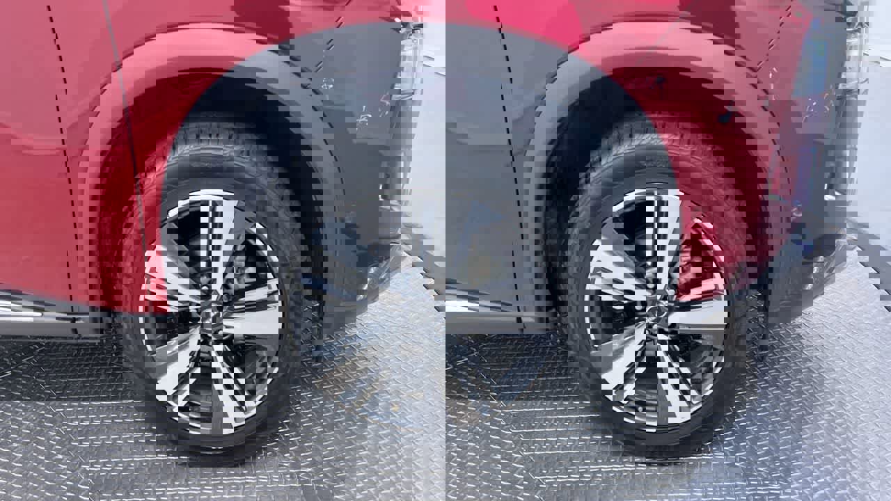 Used 2023 Nissan Rogue SL w/ SL Premium Package image 10