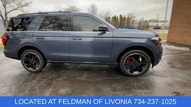 Used 2022 Ford Expedition Limited image 9