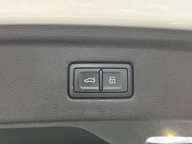 Used 2018 Audi A5 2.0T Premium Plus w/ Premium Plus image 16