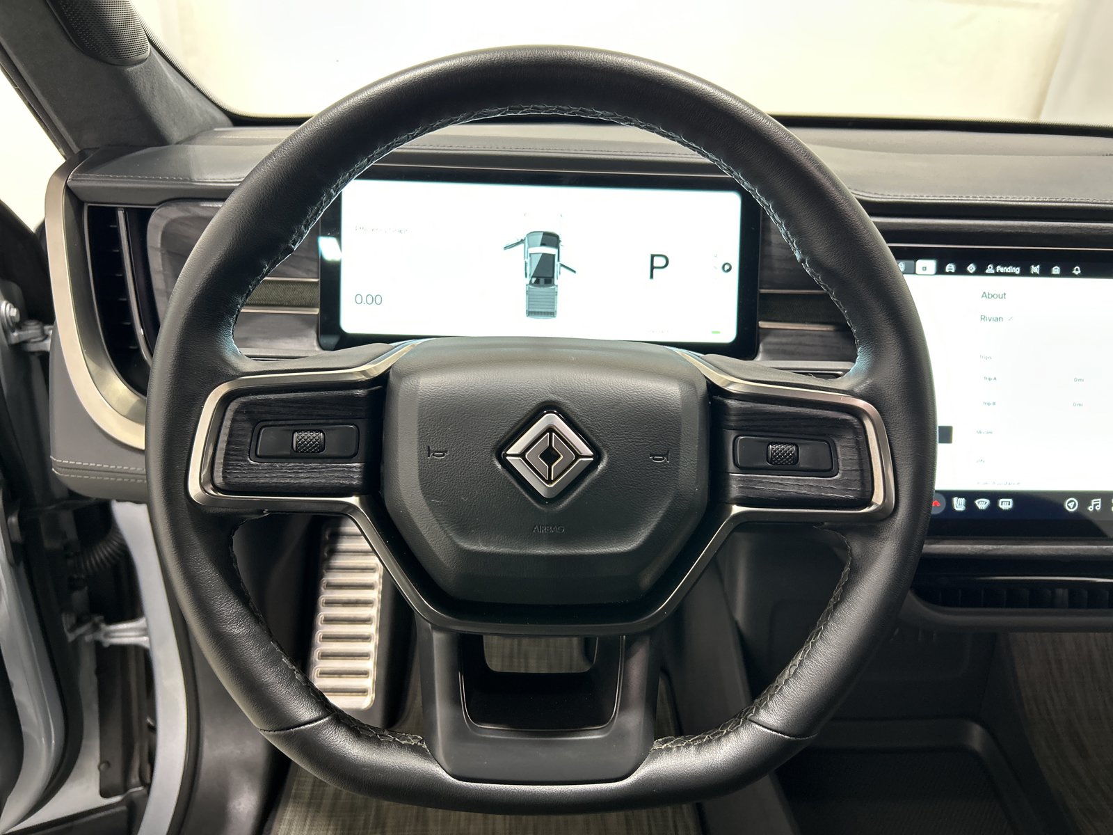 Used 2024 Rivian R1T Adventure AWD/4WD image 26