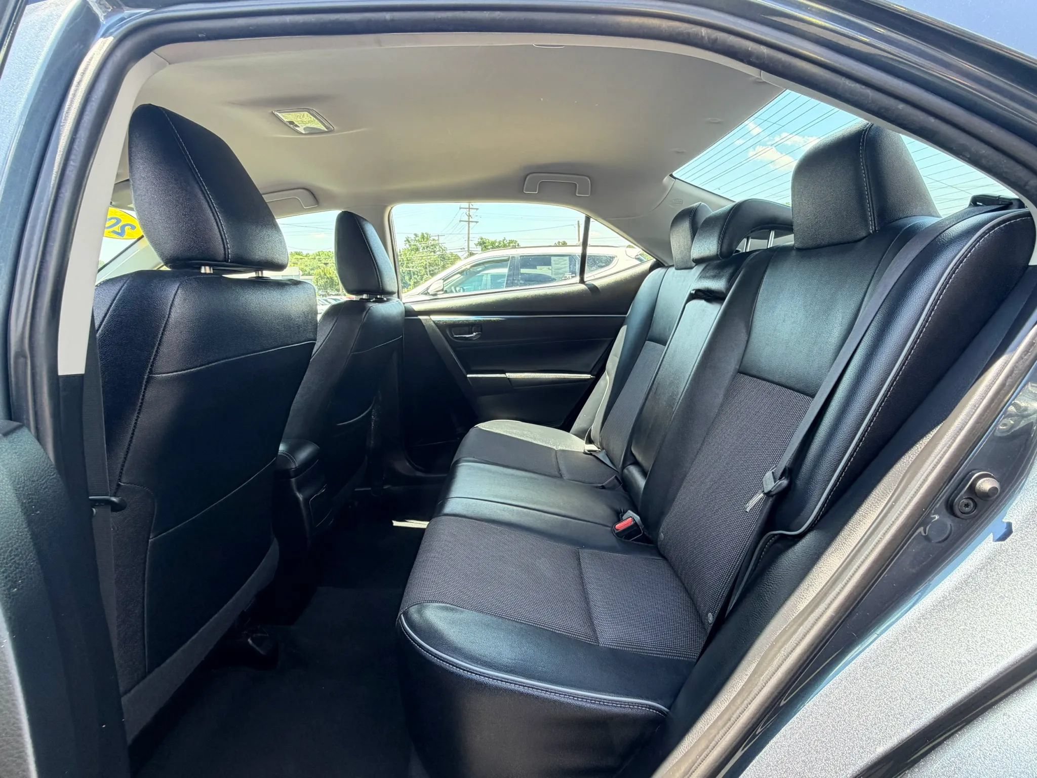 Used 2016 Toyota Corolla S FWD image 10