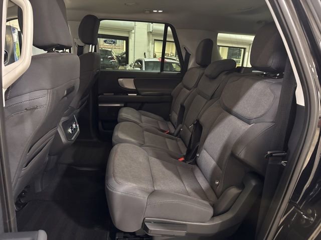 Used 2025 Ford Expedition Max Active image 10