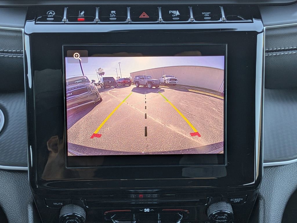 New 2025 Jeep Grand Cherokee Laredo X w/ Trailer Tow Package image 27