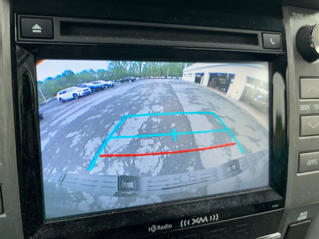 Used 2018 Toyota Tundra SR5 w/ SR5 Upgrade Package AWD/4WD image 14