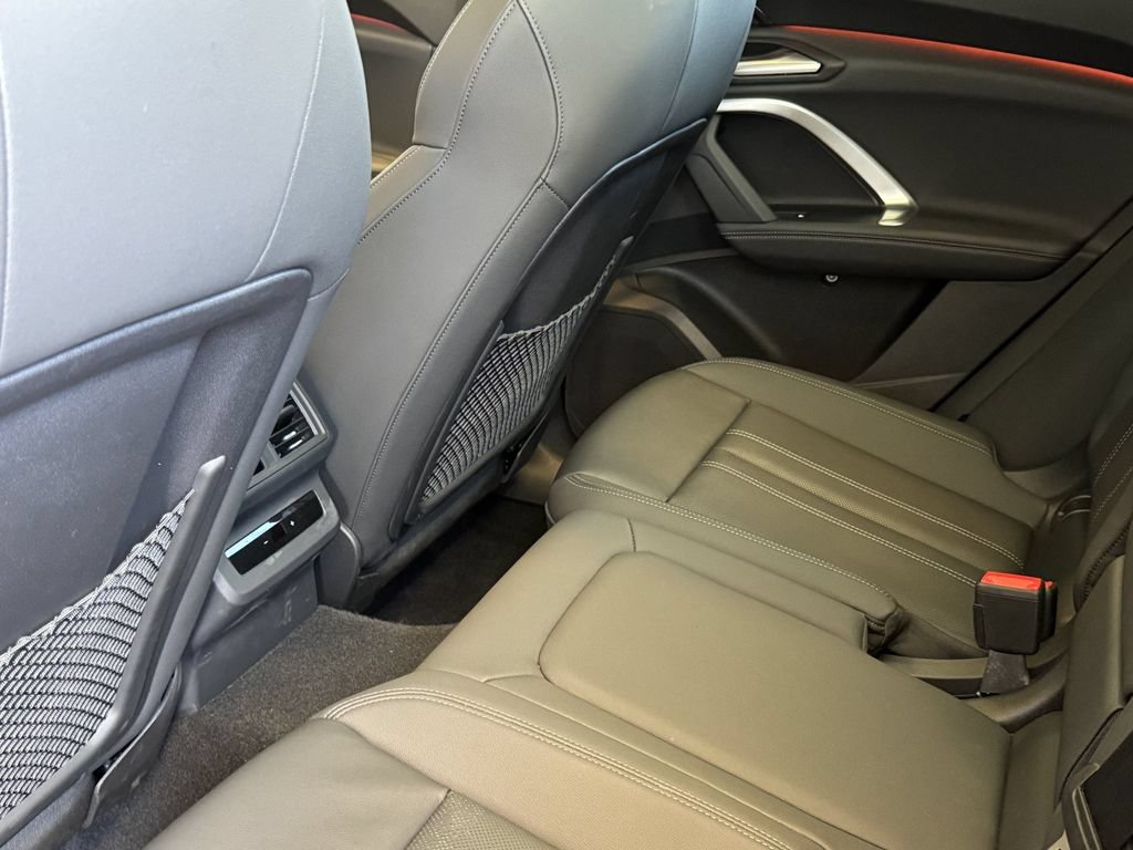Used 2025 Audi Q5 Premium Plus w/ Premium Plus AWD/4WD image 15