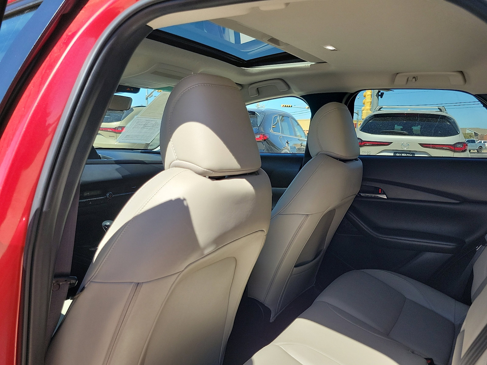 Used 2025 MAZDA CX-30 AWD 2.5 S w/ Preferred Package image 12