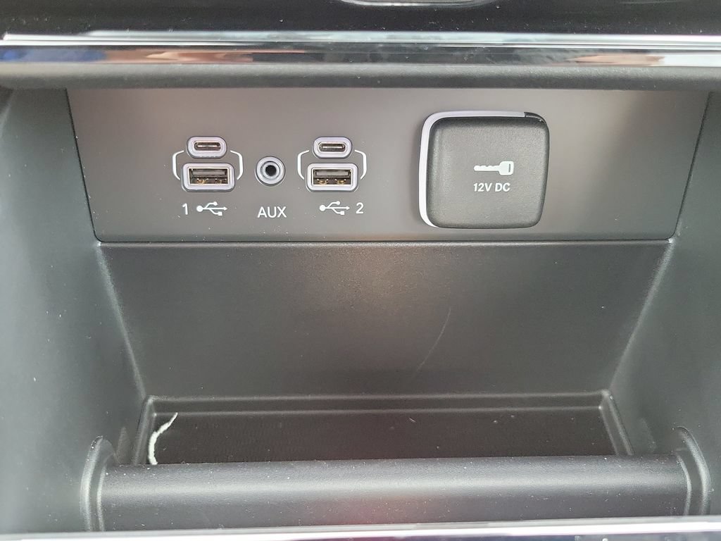 New 2026 Jeep Grand Cherokee Limited w/ Limited Altitude Package RWD image 24