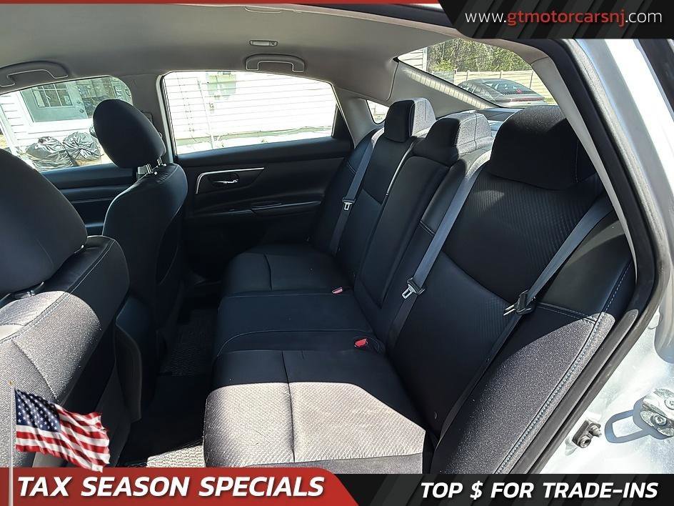 Used 2017 Nissan Altima 2.5 SR FWD image 30