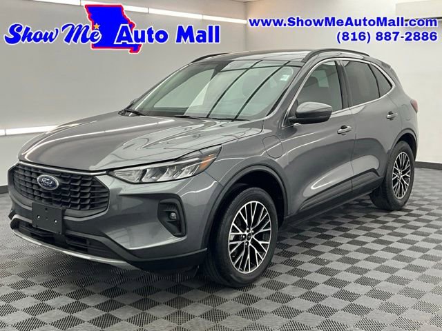 Used 2025 Ford Escape SE FWD image 1