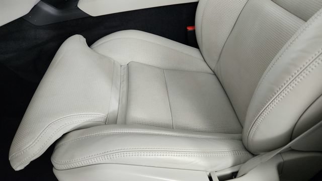 Certified 2026 Volvo XC90 B6 Ultra w/ Protection Package AWD/4WD image 13