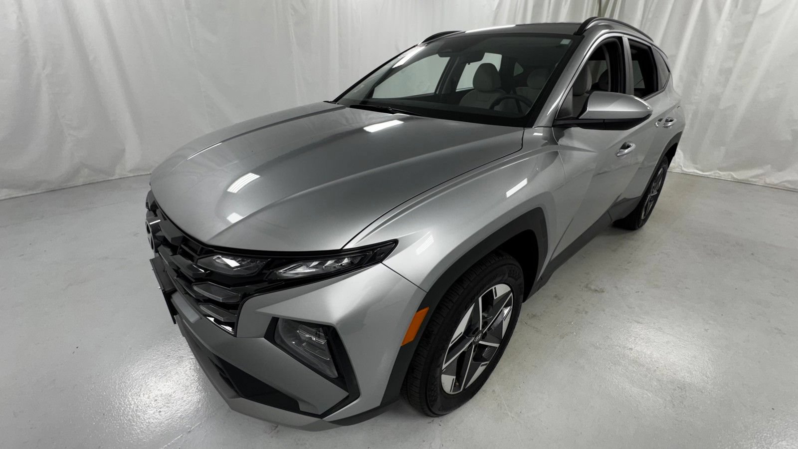 Used 2025 Hyundai Tucson SEL AWD/4WD image 7
