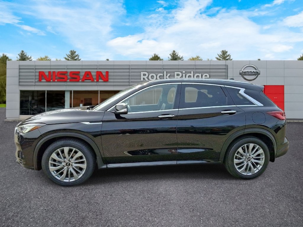 Used 2023 INFINITI QX50 Luxe AWD/4WD image 5