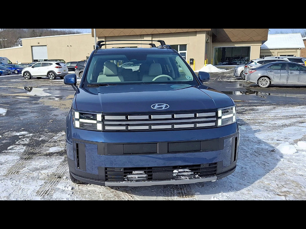 Used 2025 Hyundai Santa Fe SEL image 3