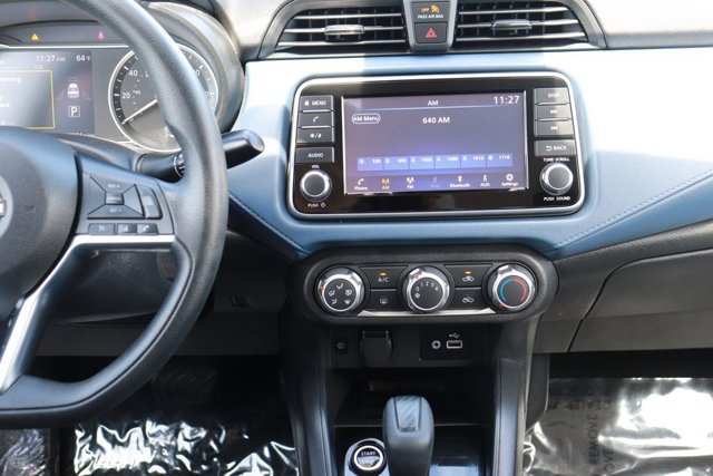 Used 2025 Nissan Versa SV FWD image 15