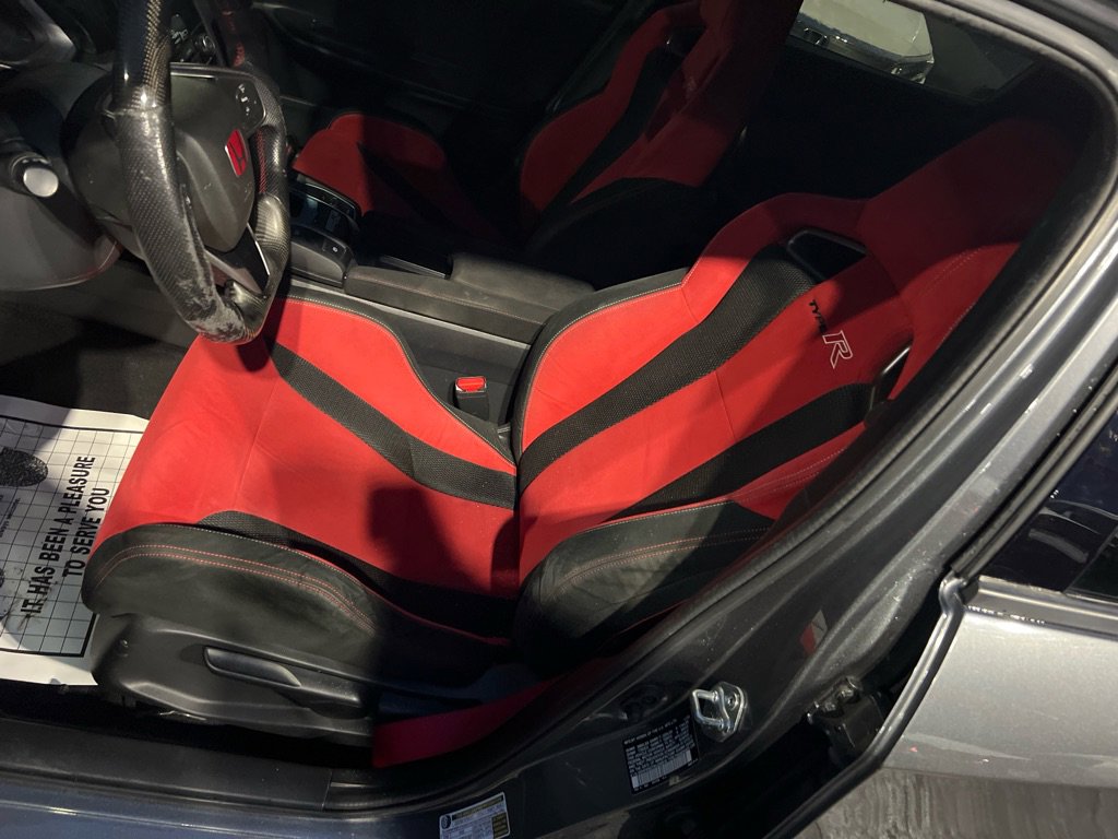 Used 2019 Honda Civic Type R image 11