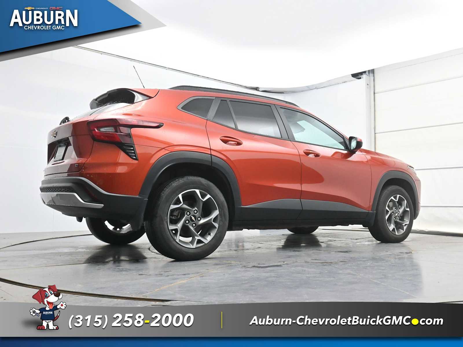 Used 2024 Chevrolet Trax LT w/ Driver Confidence Package FWD image 24