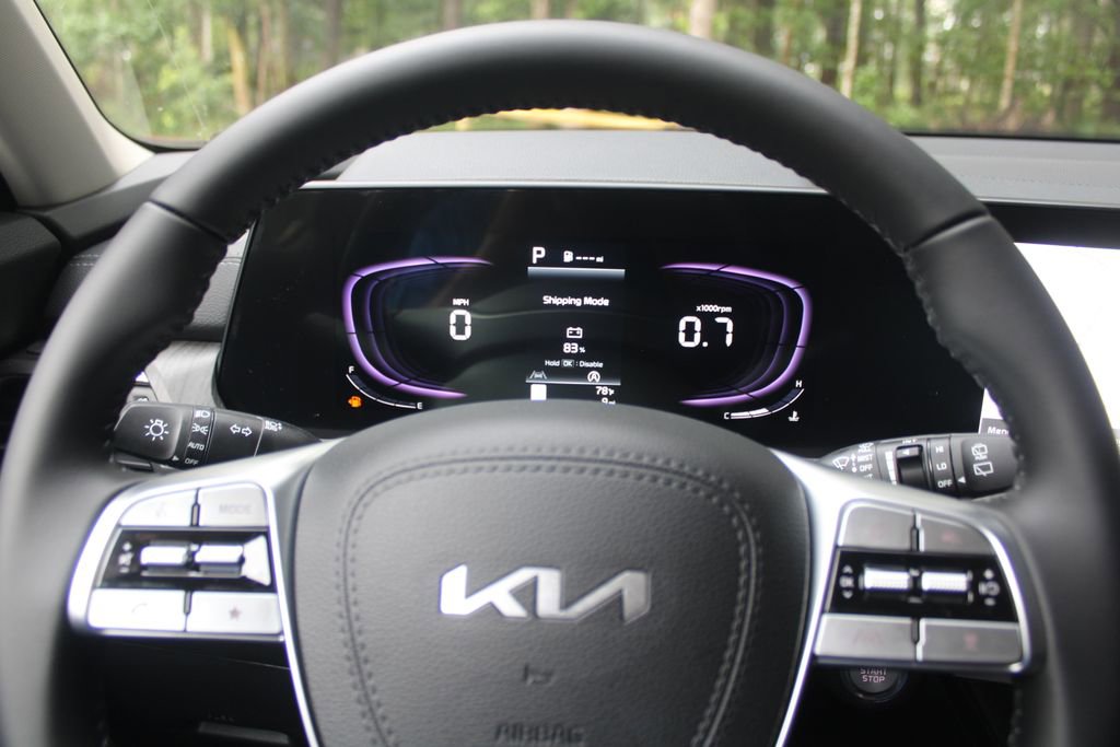 New 2025 Kia Telluride EX w/ EX Captain's Chair Package image 26