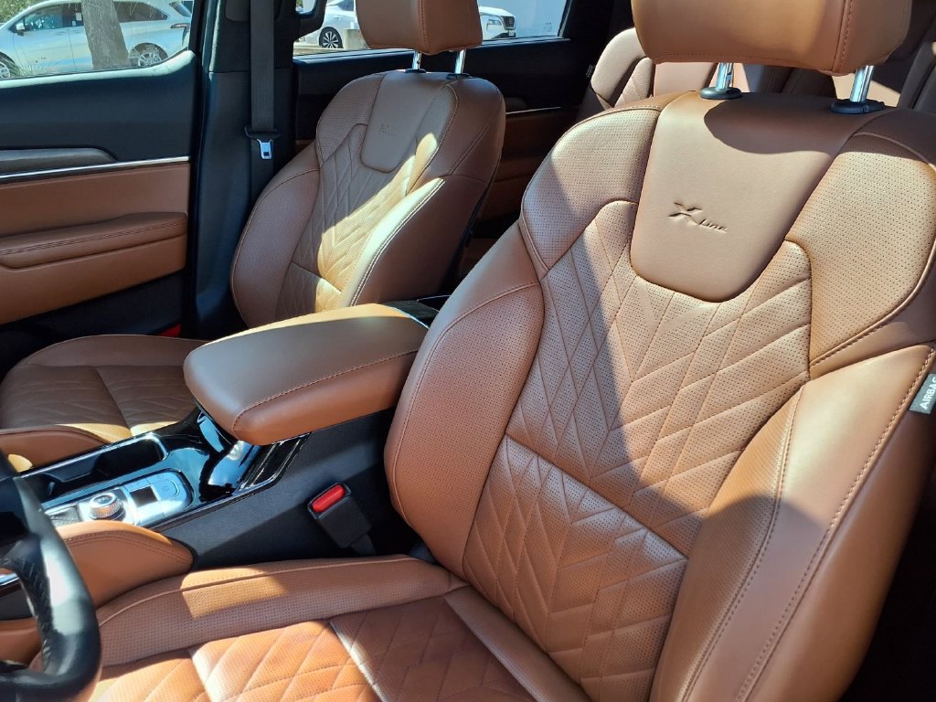 Used 2025 Kia Telluride SX Prestige X-Line AWD/4WD image 9