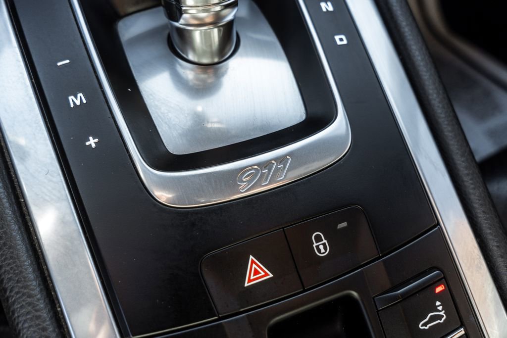 Used 2018 Porsche 911 Carrera image 24