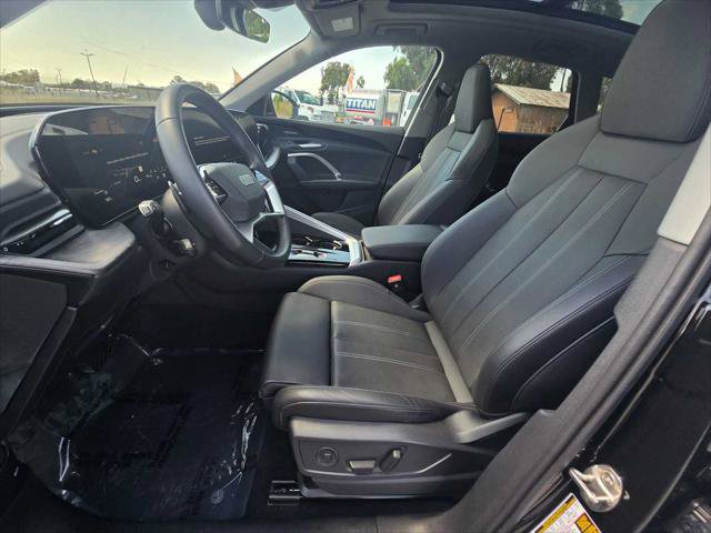 Used 2025 Audi Q5 Premium Plus w/ Premium Plus AWD/4WD image 23