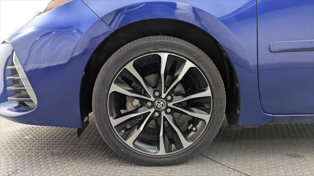 Used 2018 Toyota Corolla XSE FWD image 29