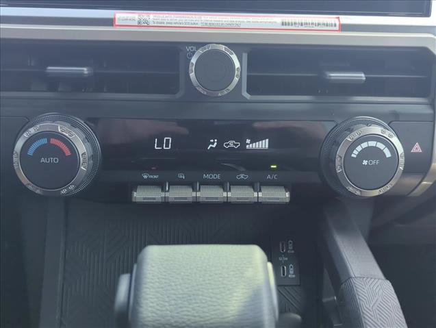 Certified 2025 Toyota Tacoma TRD Sport AWD/4WD image 21