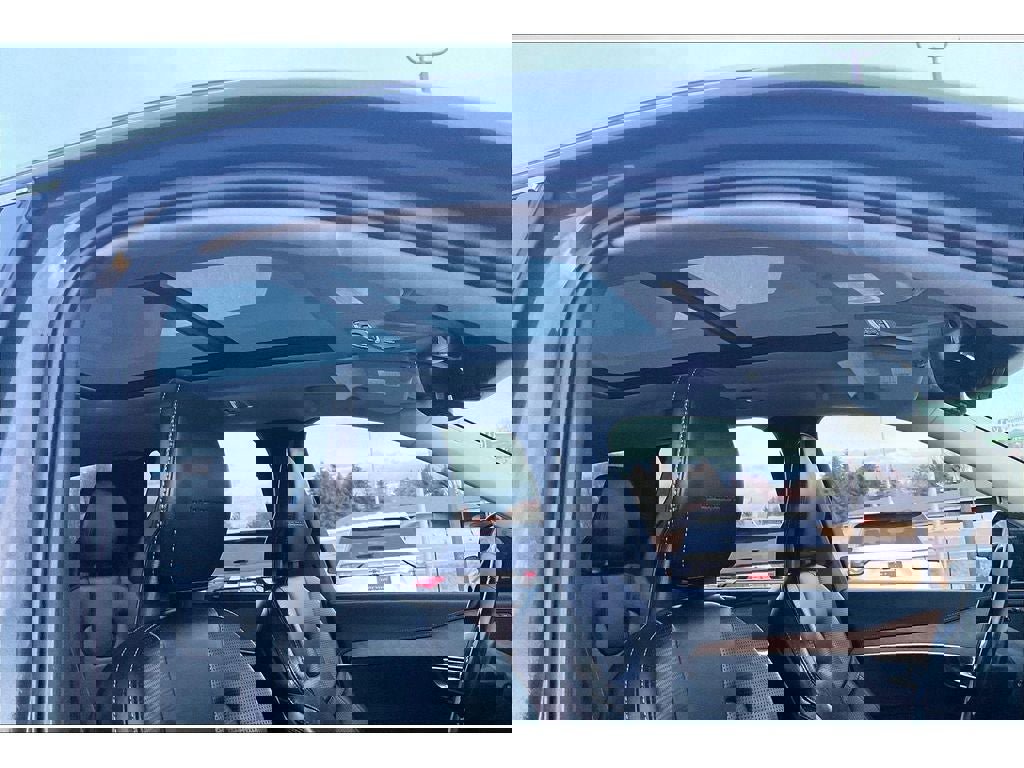 Used 2017 Volvo XC90 T6 Inscription w/ Vision Package image 24