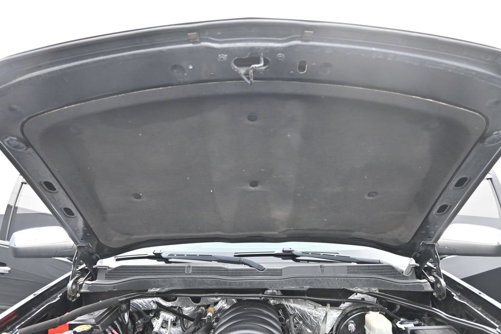 Used 2015 Chevrolet Silverado 1500 LTZ w/ LTZ Plus Package AWD/4WD image 39