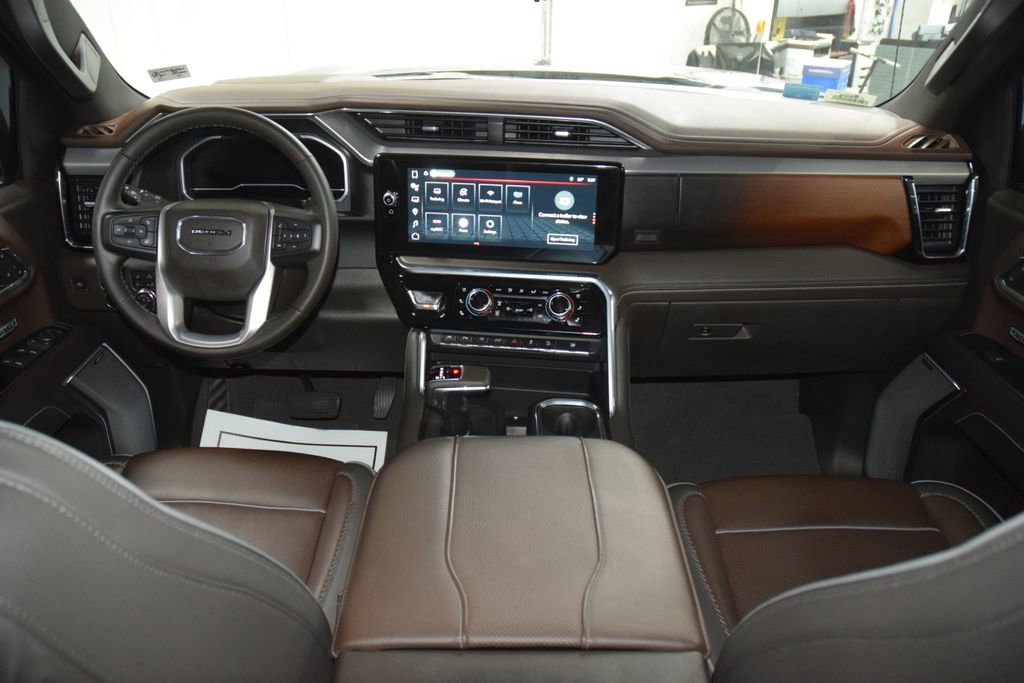 Used 2023 GMC Sierra 1500 Denali w/ Technology Package AWD/4WD image 32
