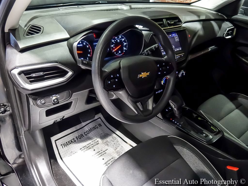 Used 2023 Chevrolet TrailBlazer LS FWD image 13