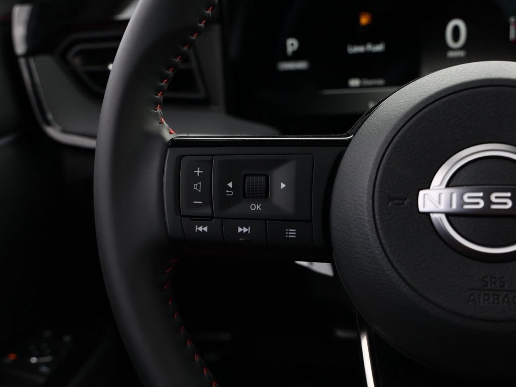 New 2026 Nissan Kicks SR FWD image 26
