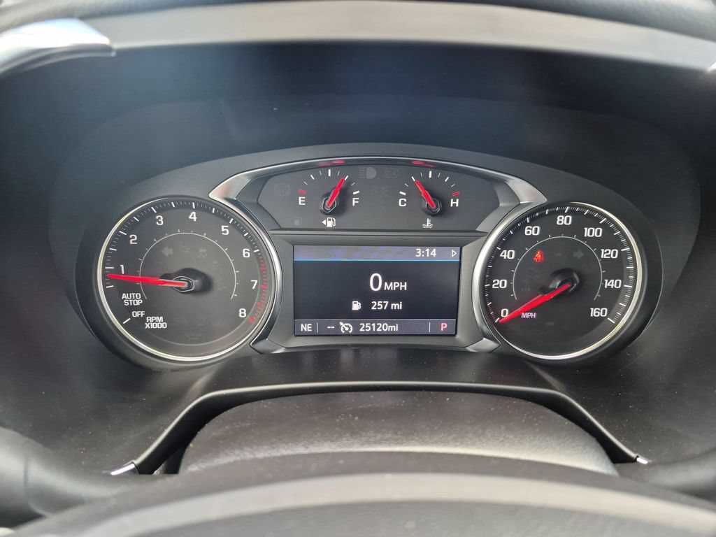 Used 2025 Chevrolet Blazer LT AWD/4WD image 16