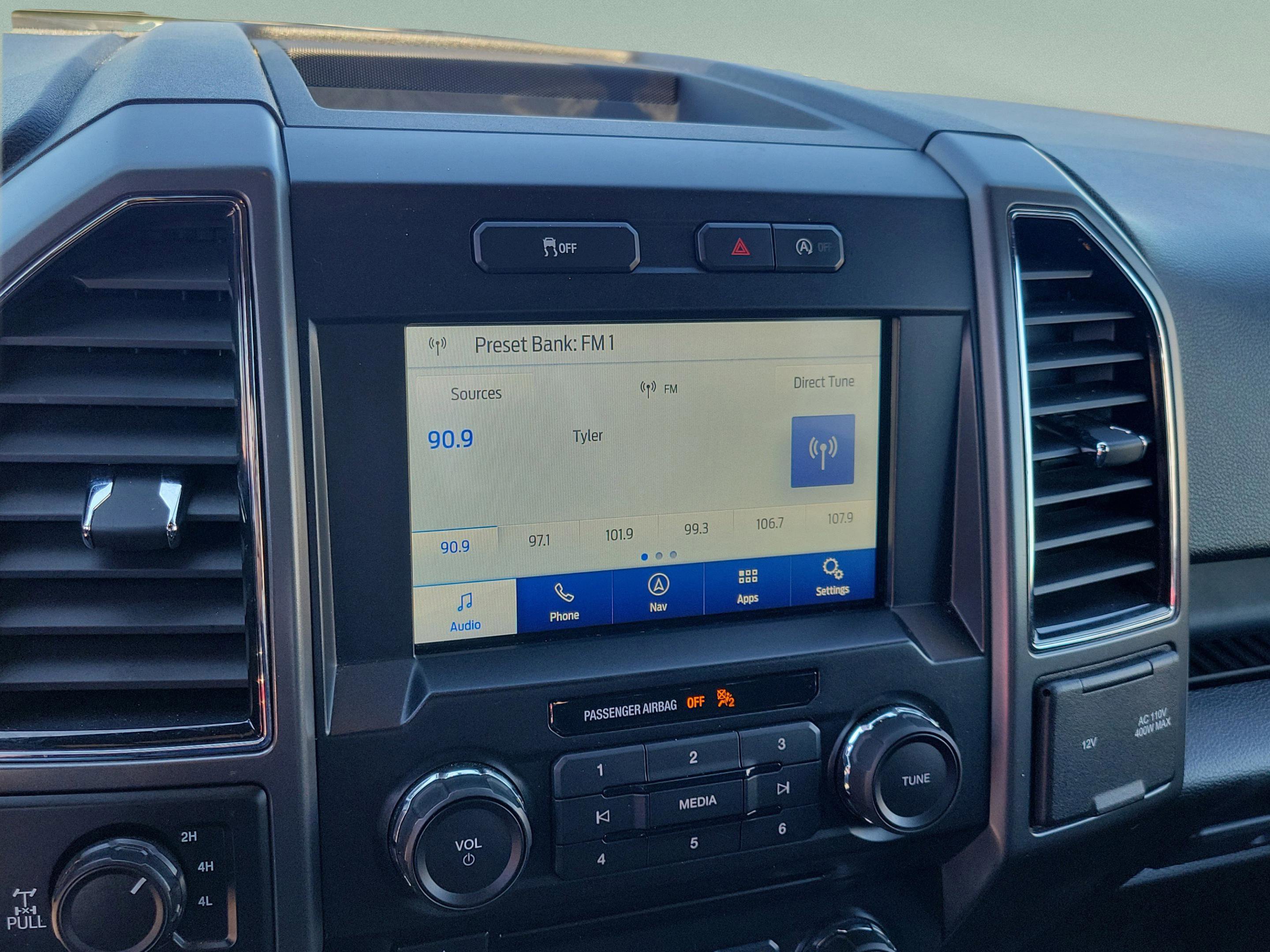 Used 2018 Ford F150 XLT w/ Equipment Group 302A Luxury image 16