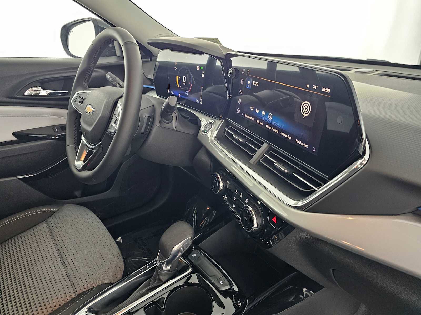 New 2026 Chevrolet Trax LT w/ Driver Confidence Package FWD image 11