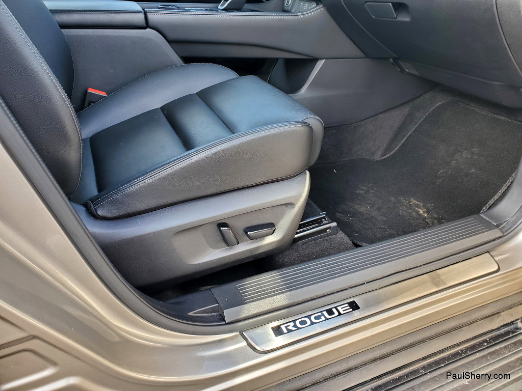 Used 2023 Nissan Rogue SL w/ SL Premium Package image 41