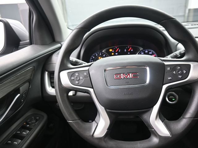 Used 2023 GMC Terrain SLE w/ Driver Convenience Package image 8
