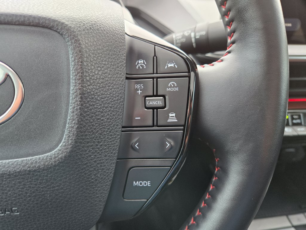Used 2024 Toyota Prius Prime Premium w/ Advanced Technology Package FWD image 20