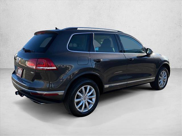 Used 2016 Volkswagen Touareg Sport AWD/4WD image 5