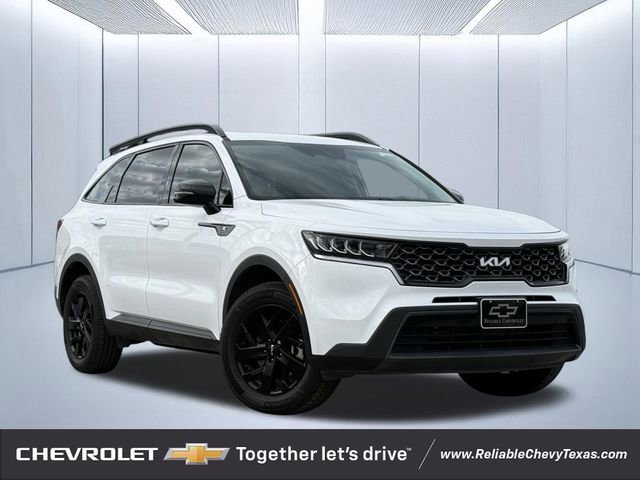 Used 2023 Kia Sorento S image 1