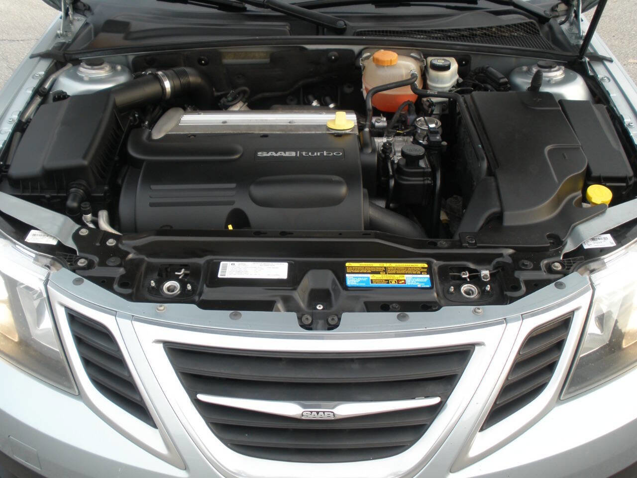 Used 2010 Saab 9-3 X image 11
