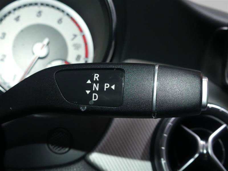 Used 2015 Mercedes-Benz CLA 250 4MATIC image 35